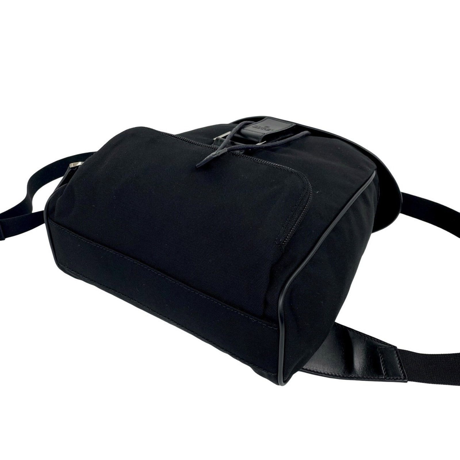 Nylon Leather Backpack Gucci - 8