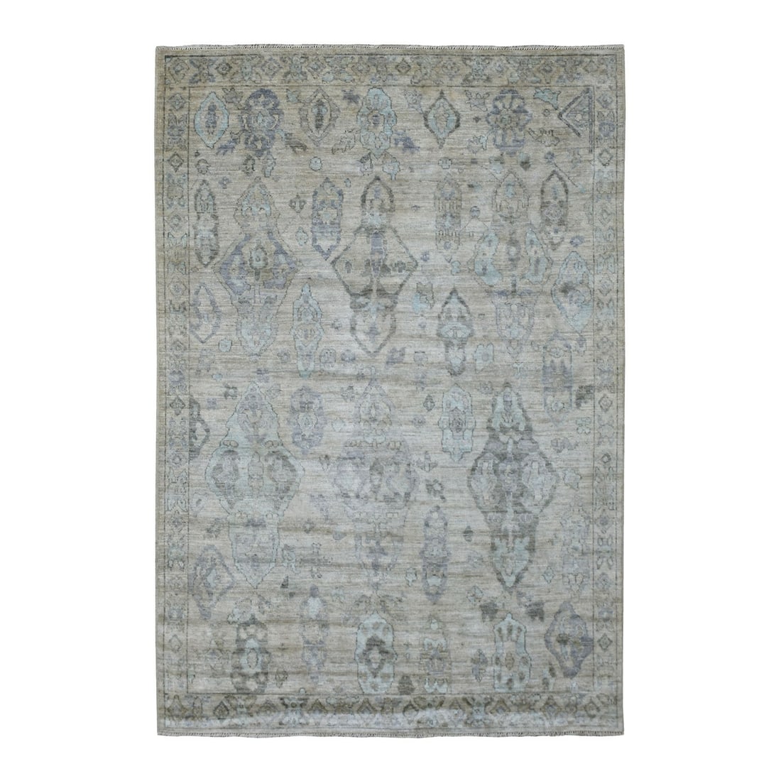 6'3"x9' Beige Angora Oushak Geometric Leaf Design Hand Knotted Wool Rug: 6'3"x9' Beige Angora Oushak Geometric Leaf Design Hand Knotted Wool Rug This stunning 6'3"x9' Beige Angora Oushak Geometric Leaf Design Hand Knotted Wool Rug boasts an intricate, hand-knotted design t