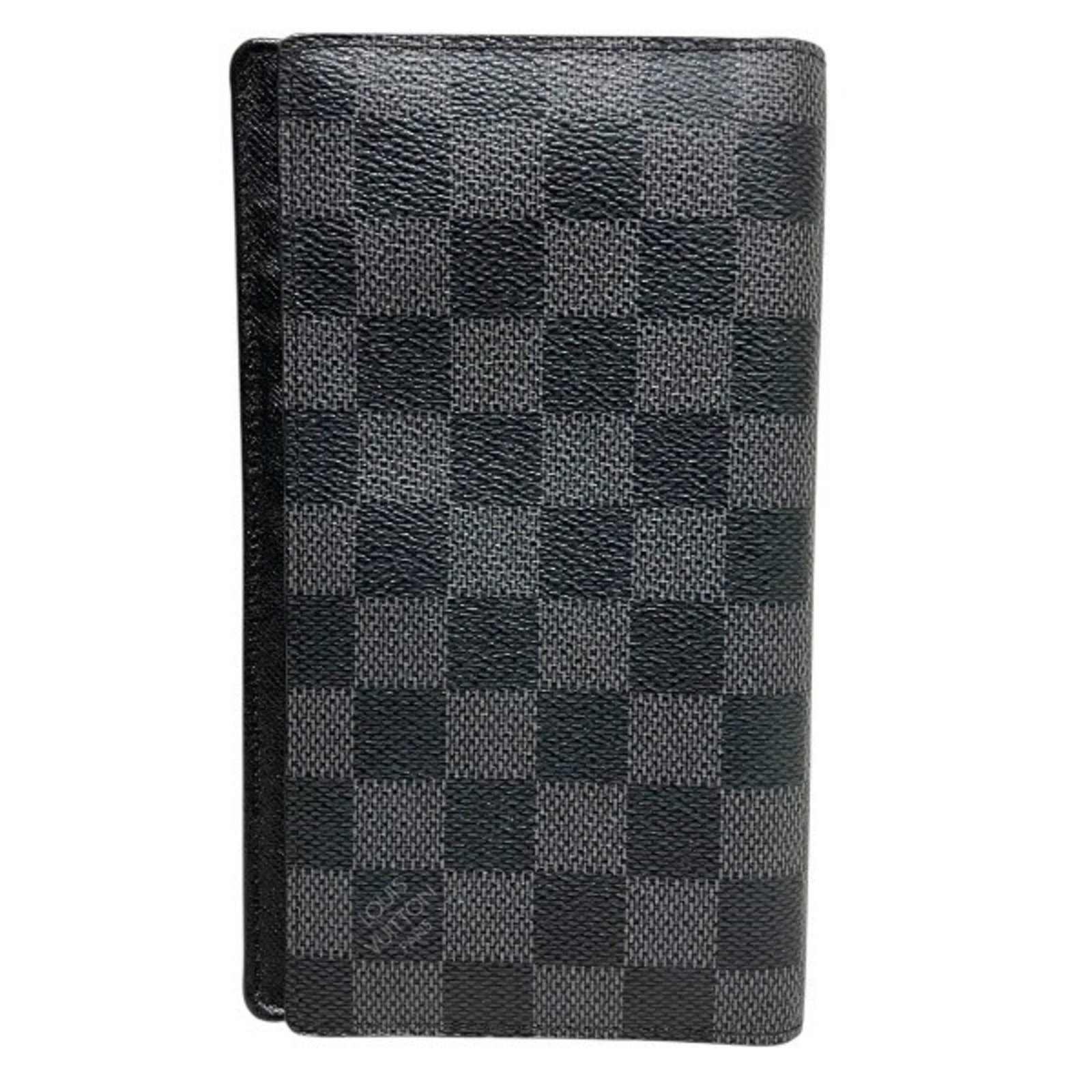 Long Bi Fold Wallet Louis Vuitton: Long Bi Fold Wallet Louis Vuitton The Long Bi Fold Wallet Louis Vuitton boasts sleek black design, measuring 10.5cm x 18cm x 2cm, perfect for carrying essentials in style. Its classic bi-fold structur