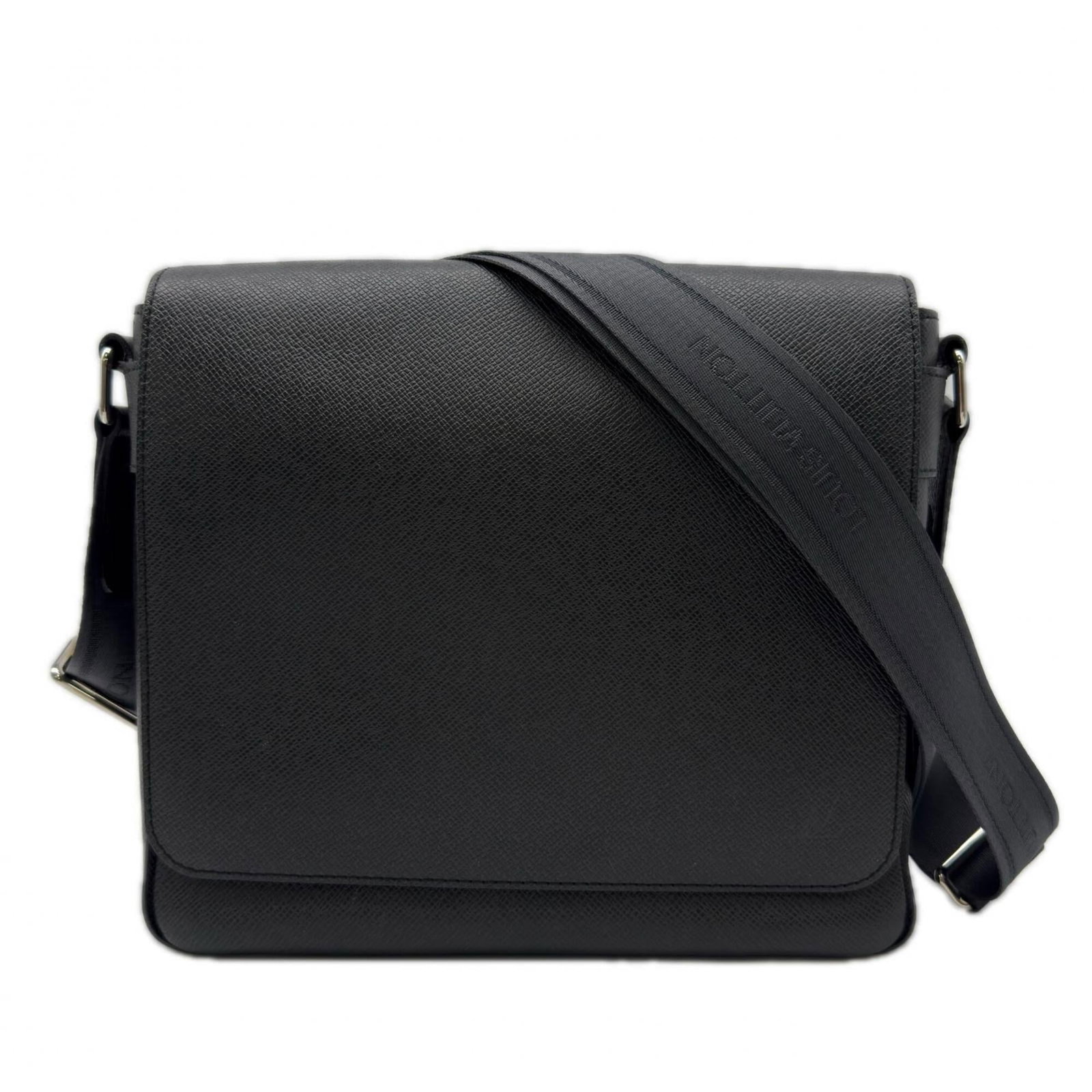 Louis Vuitton Shoulder Bag Leather: Louis Vuitton Shoulder Bag Leather The Louis Vuitton Shoulder Bag Leather features high-quality calf leather construction, a classic black design, and a secure flap closure. Measuring 22cm x 27cm x 7c