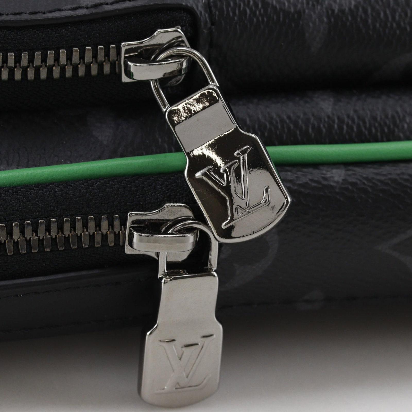 Sling bag with monogram eclipse from Louis Vuitton - 9