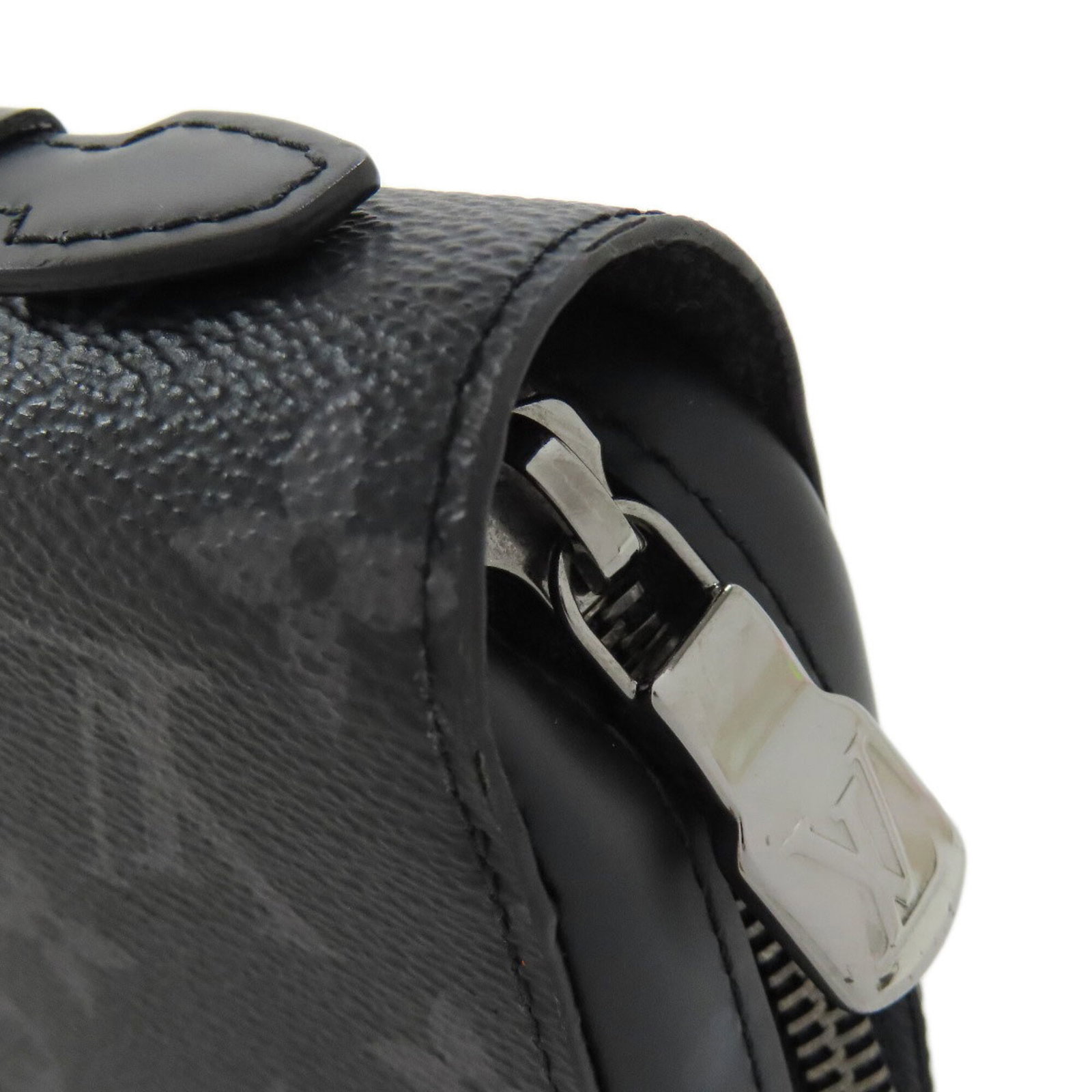 Monogram Eclipse Bag Clutch Louis Vuitton - 16