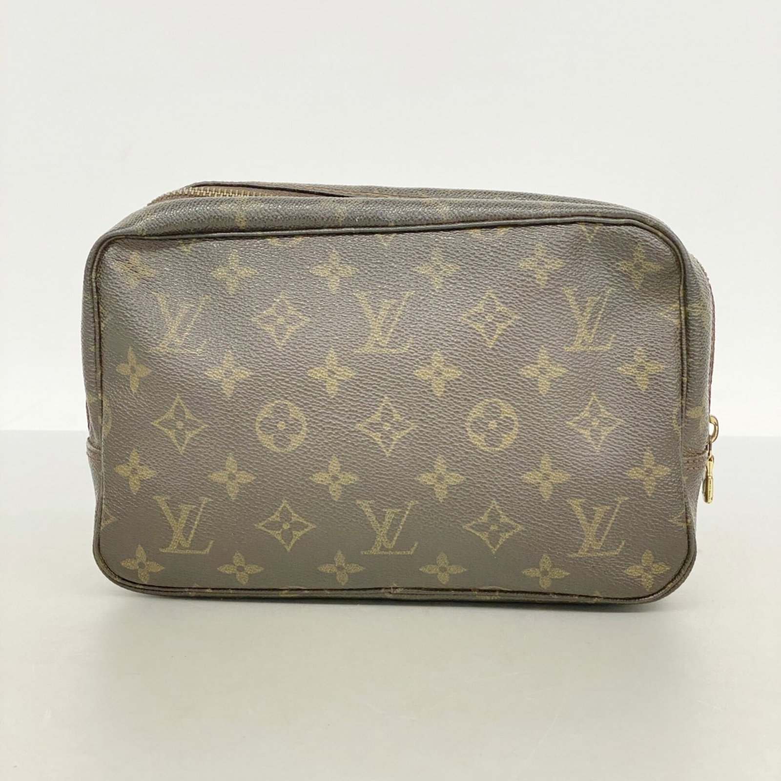 Louis Vuitton Pouch - 9