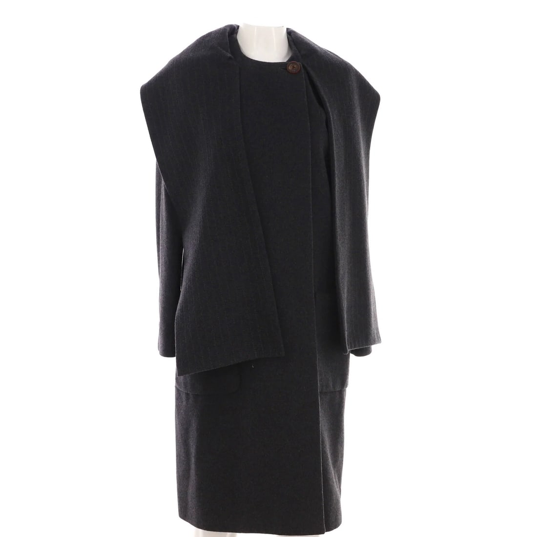 Women's cashmere coat headscarf Balenciaga: Women's cashmere coat headscarf Balenciaga Cashmere coat headscarf from Balenciaga, featuring a gray exterior made from high-quality cashmere. The interior is black fabric, and the item has excellent 