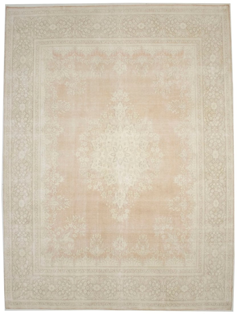 10X13 Antique Vintage Oriental Rug Muted Orange Classic Floral Design Carpet Hand-Knotted: 10X13 Antique Vintage Oriental Rug Muted Orange Classic Floral Design Carpet Hand-Knotted 10x13 Hand-Knotted Wool Oriental Rug with Muted Orange and Brown Floral Design. This vintage rug boasts a clas