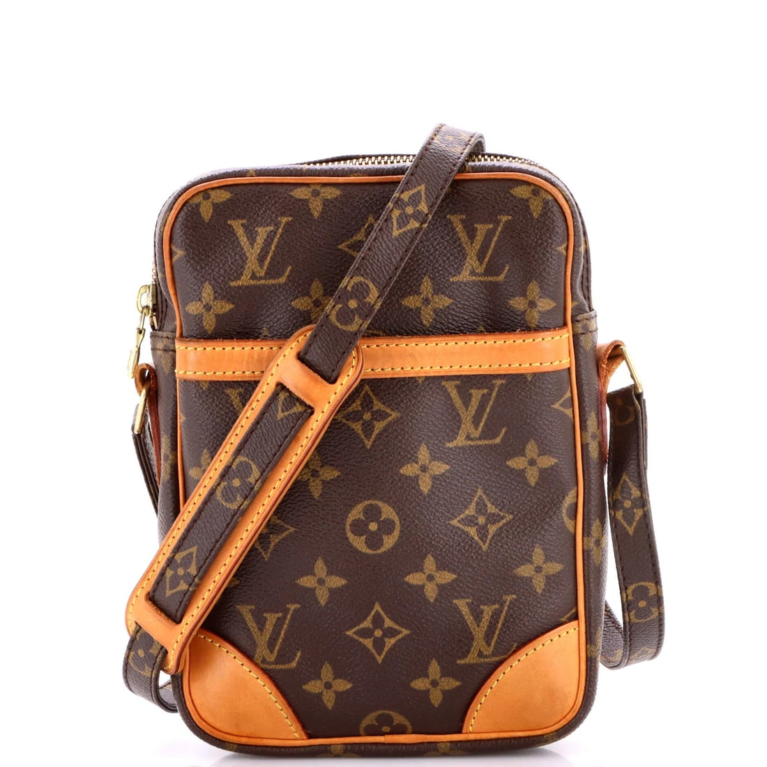 Louis Vuitton Monogram Canvas Handbag Danube: Louis Vuitton Monogram Canvas Handbag Danube The Louis Vuitton Monogram Canvas Handbag Danube boasts a classic brown canvas exterior with gold hardware, featuring the iconic monogram pattern. Measurin