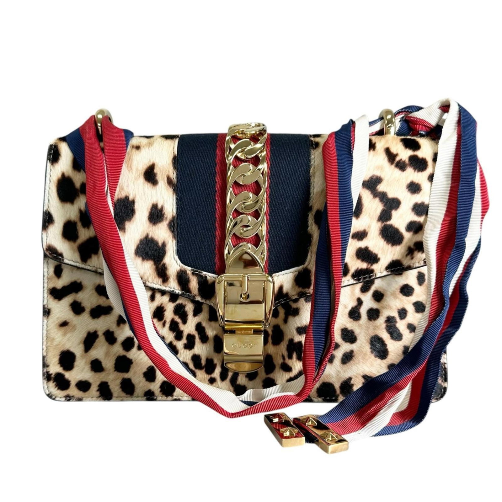 Shoulder Bag Leather: Shoulder Bag Leather This Gucci Country of Origin: Italy shoulder bag features a striking multi-color design made from high-quality leather. With its unique Harako color and sleek dimensions, it's per