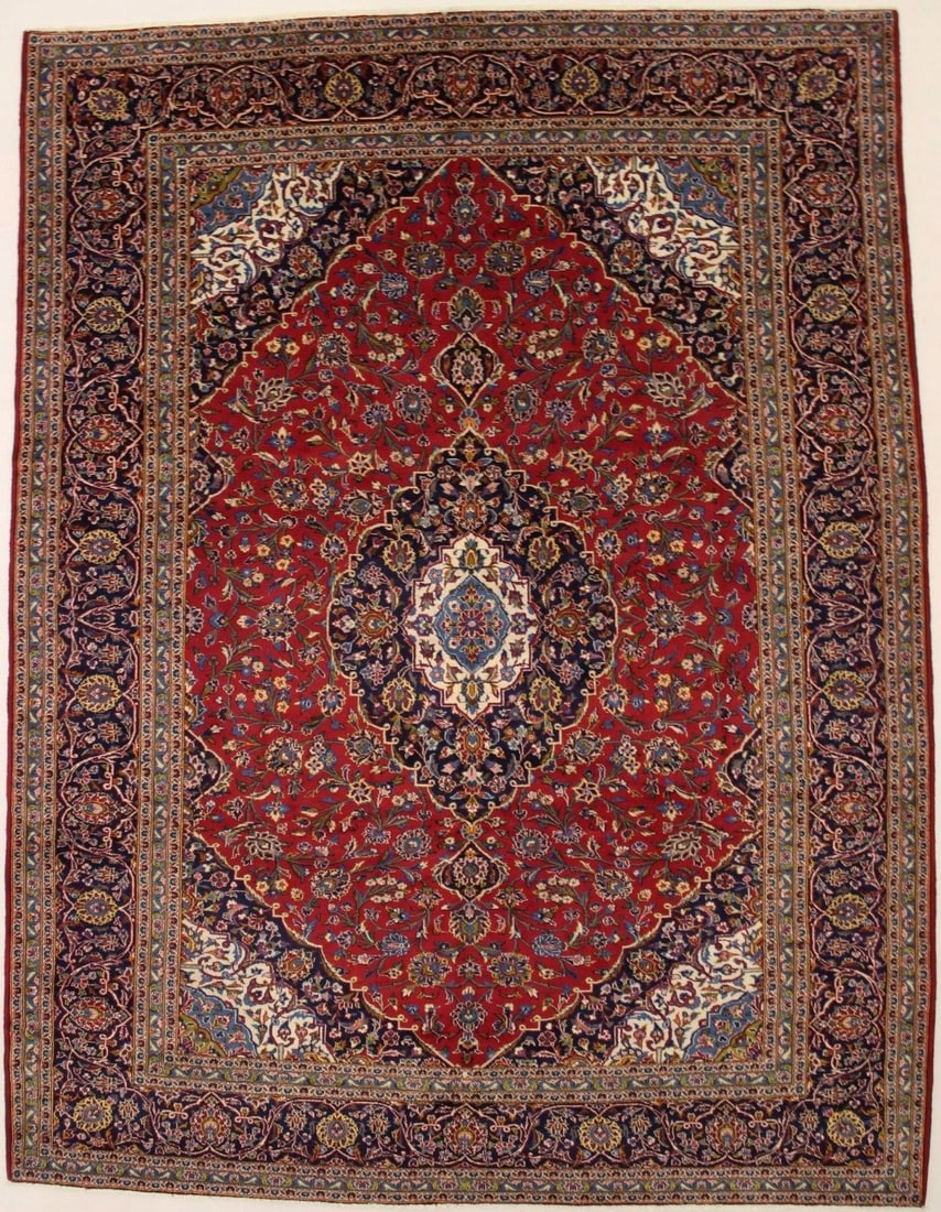 10X13 Vintage Hand-Knotted Red Wool Rug Classic Floral Oriental Decor Carpet Hand-Knotted: 10X13 Vintage Hand-Knotted Red Wool Rug Classic Floral Oriental Decor Carpet Hand-Knotted Hand-knotted in rich red wool, this vintage floral oriental carpet boasts a classic design with intricate patt