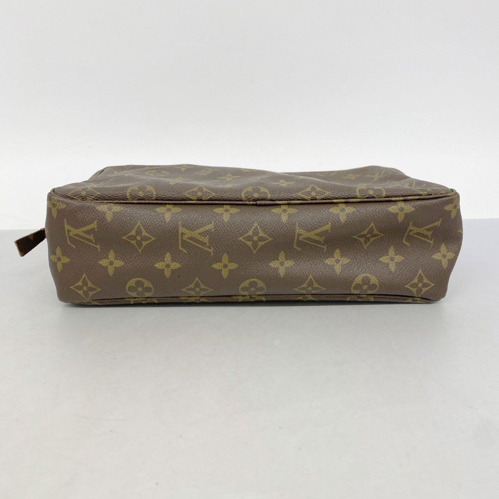 Louis Vuitton Pouch - 3