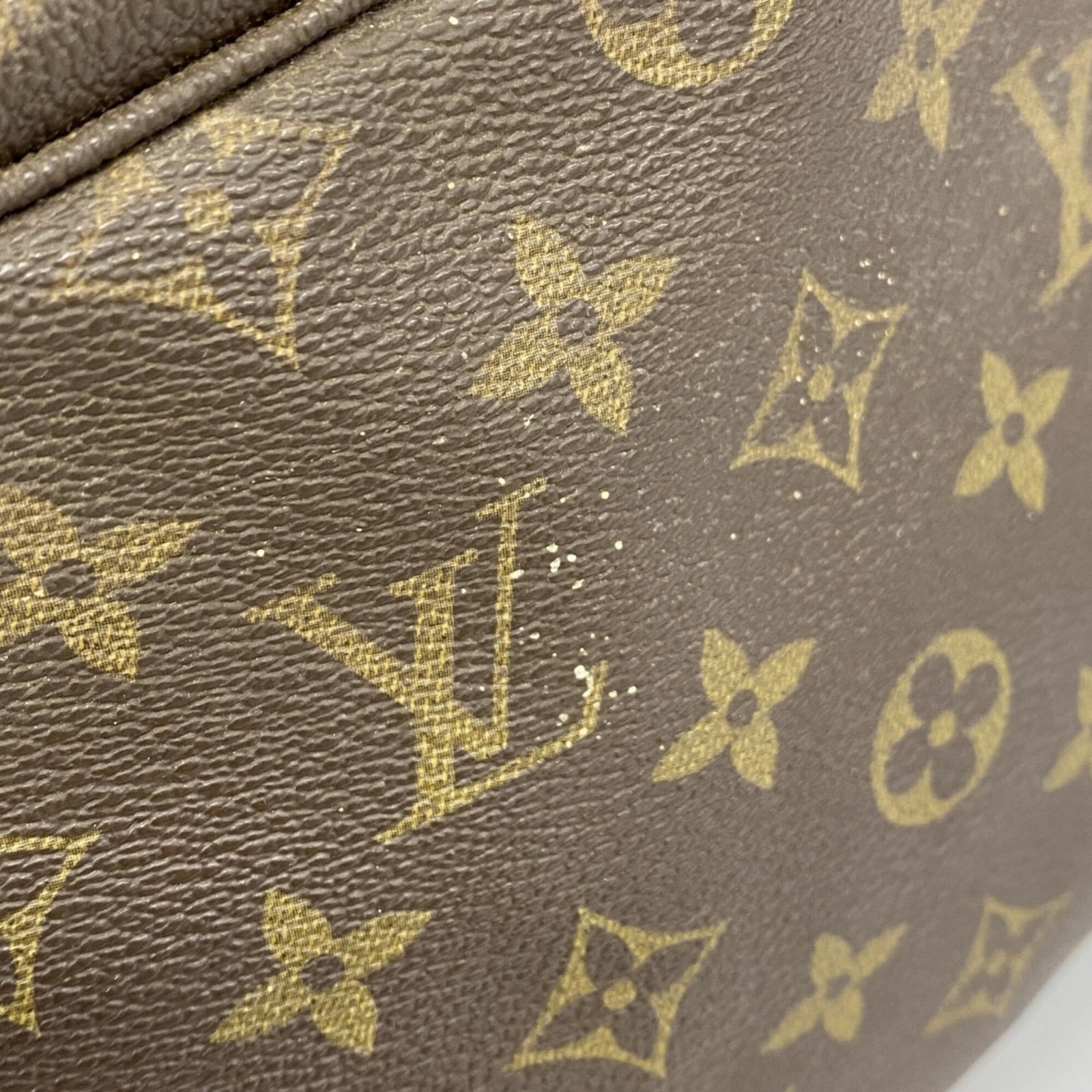Louis Vuitton Pouch - 9