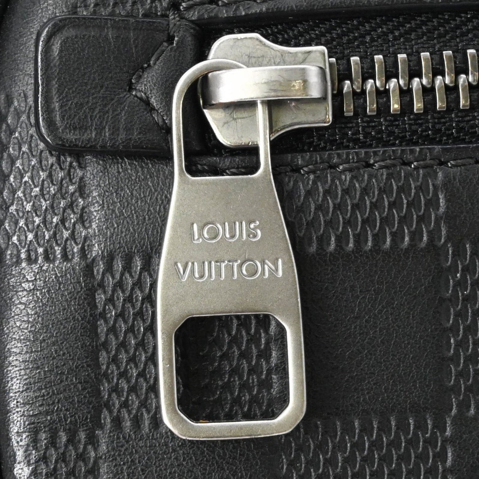 Damier Infini Louis Vuitton Sling - 6
