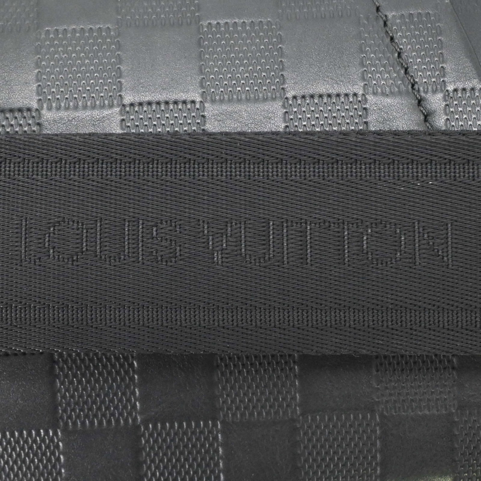 Damier Infini Louis Vuitton Sling - 9