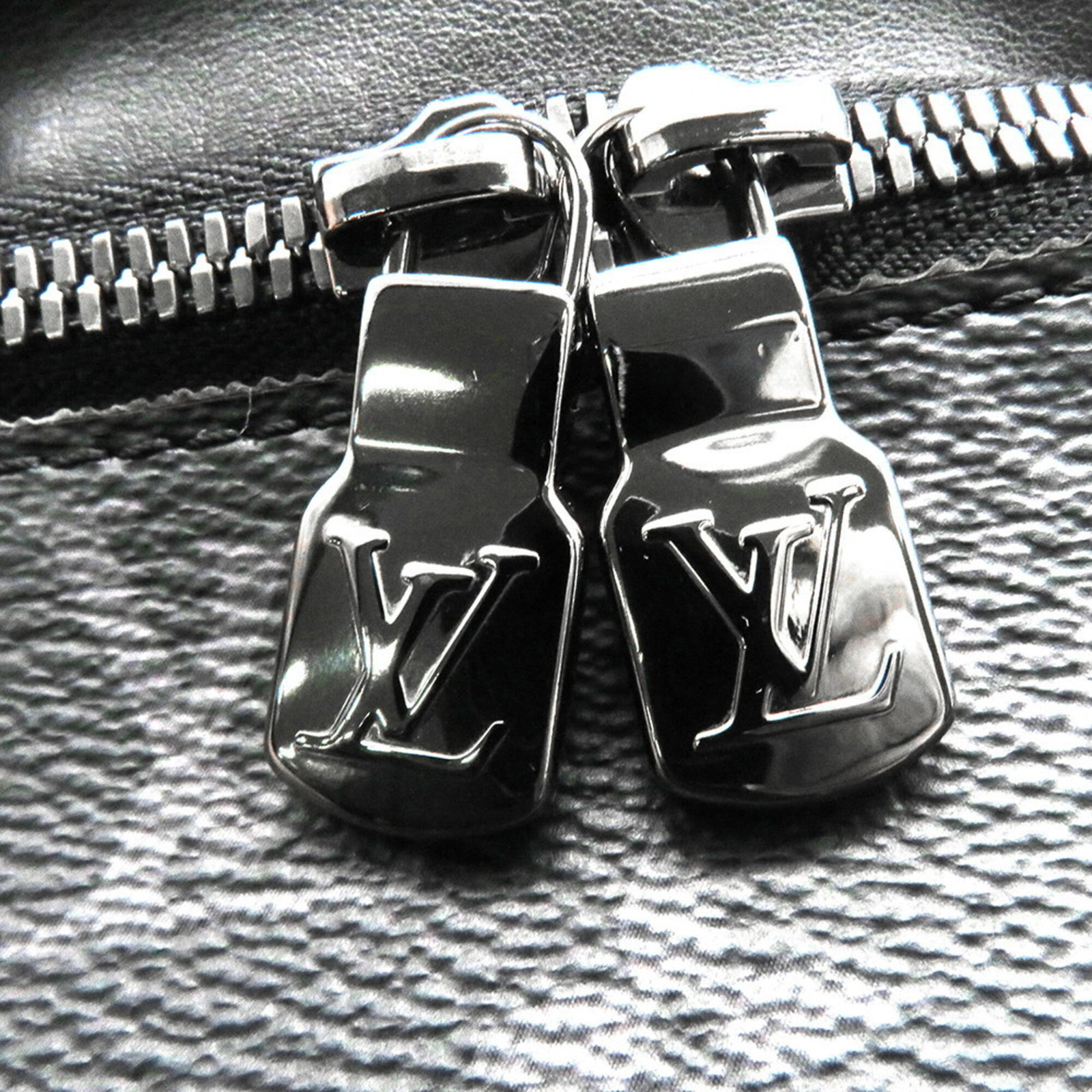 Monogram Eclipse Louis Vuitton Sling Handbag - 7