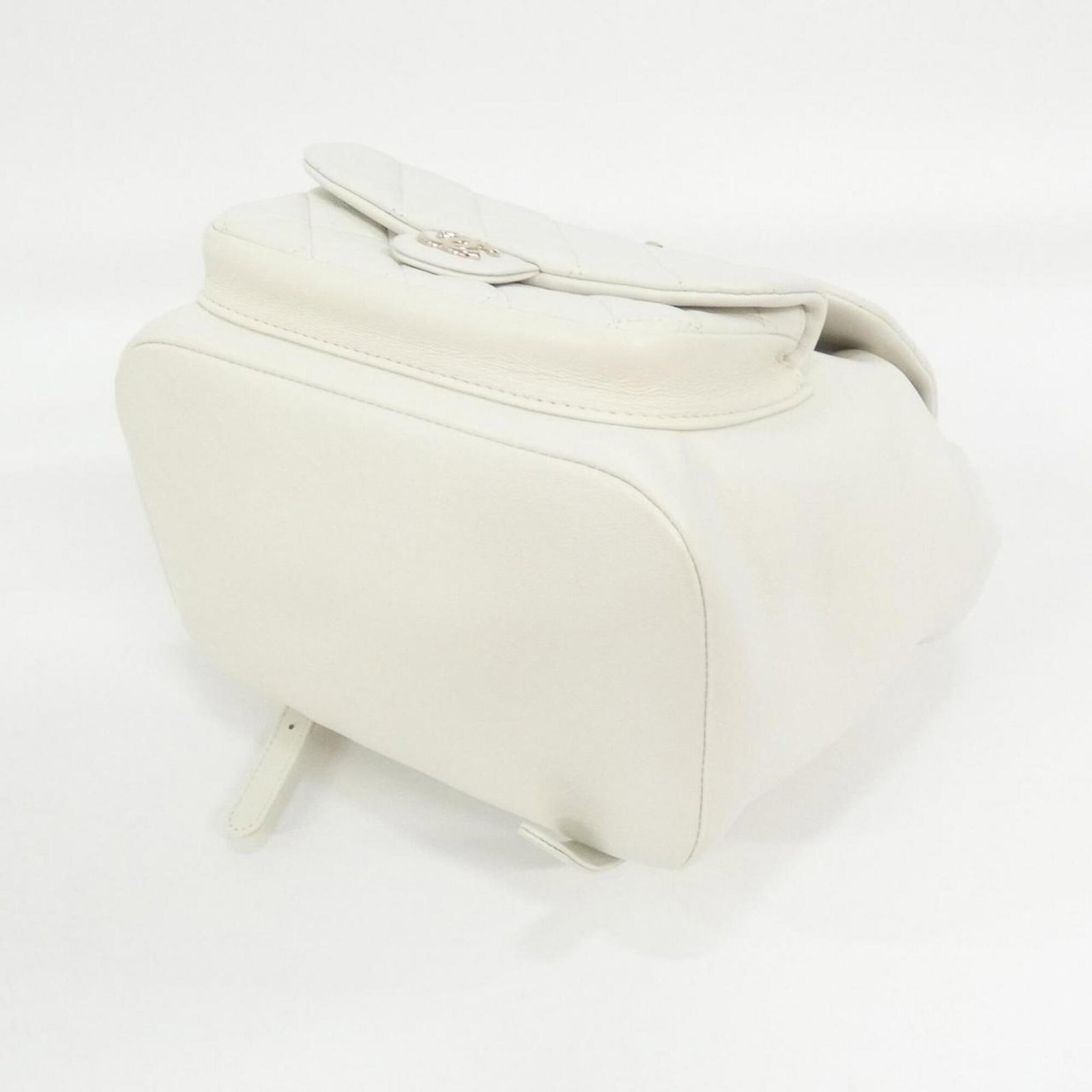 Leather Backpack by Chanel - 3