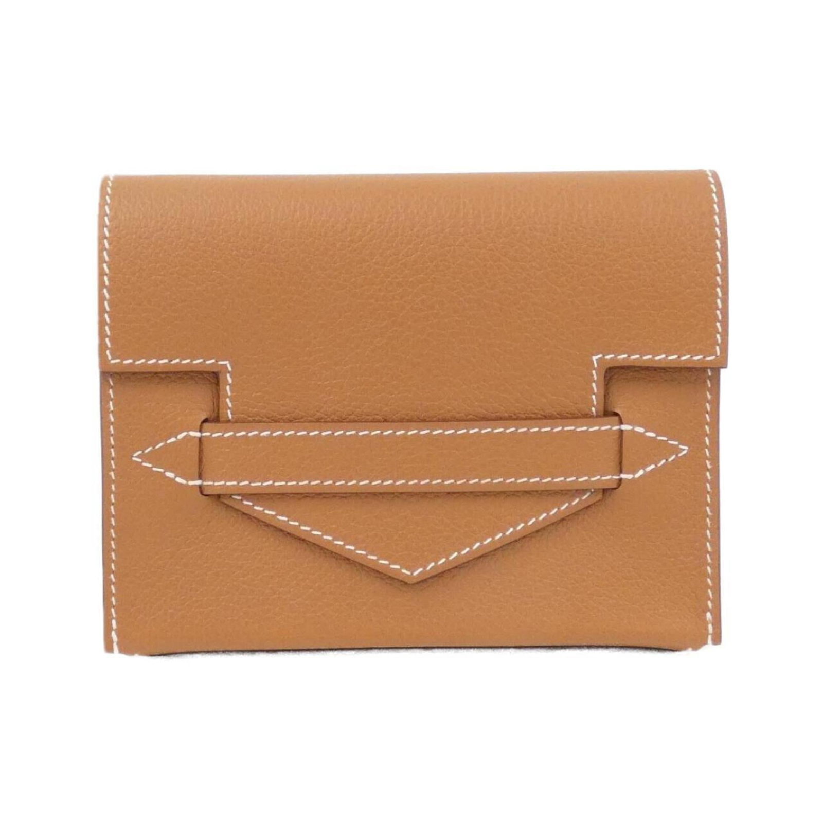 Business Card Case by Hermes: Business Card Case by Hermes Gold Business Card Case by Hermes, measuring 10cm x 13cm x 2cm, offers a sleek and elegant storage solution for professional cards. The compact design fits neatly in a poc