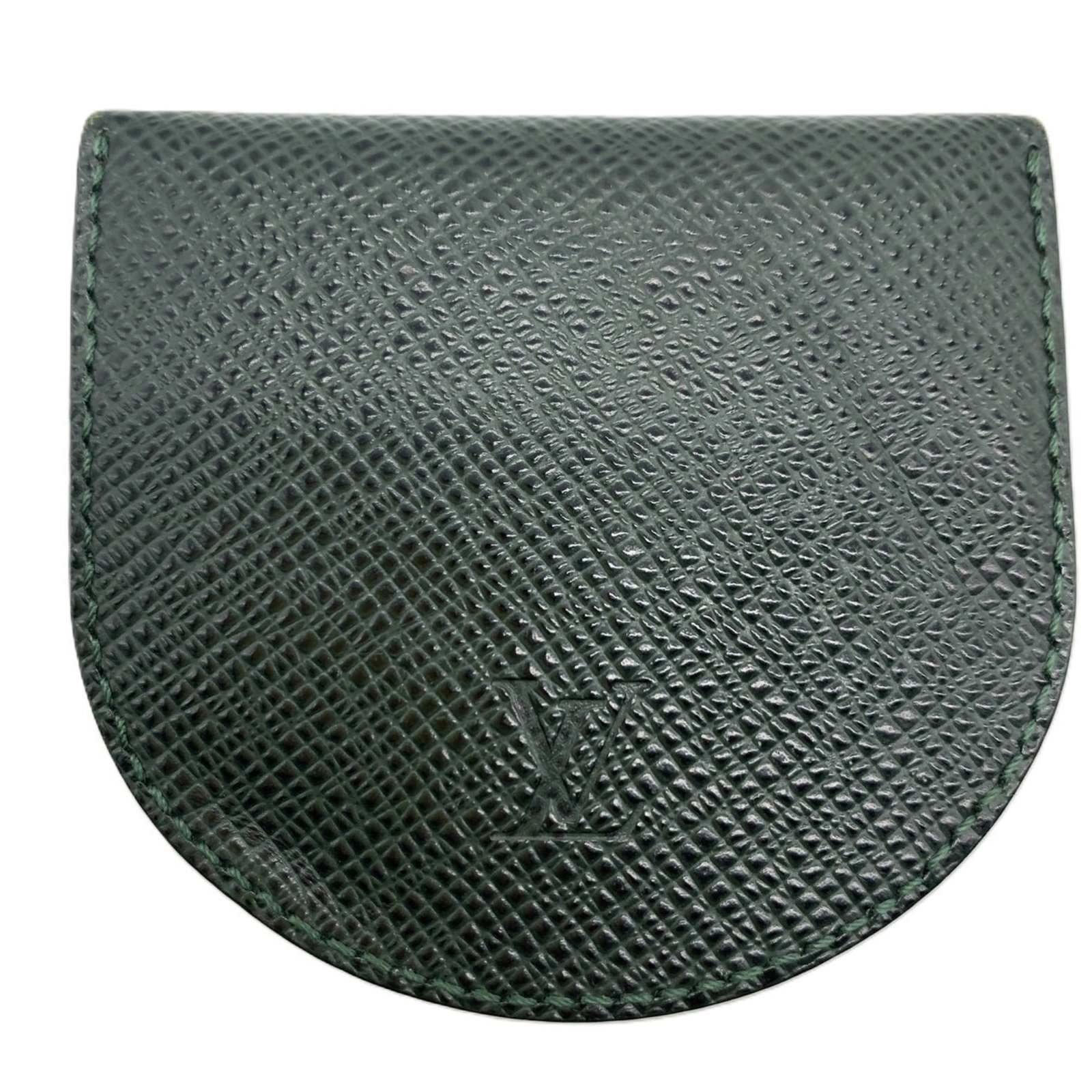 Louis Vuitton Coin Purse/ Coin Case Taiga Leather: Louis Vuitton Coin Purse/ Coin Case Taiga Leather Taiga Leather Coin Purse from Louis Vuitton boasts a sleek, dark green design. Made from high-quality Taiga leather, this compact coin case measures 8