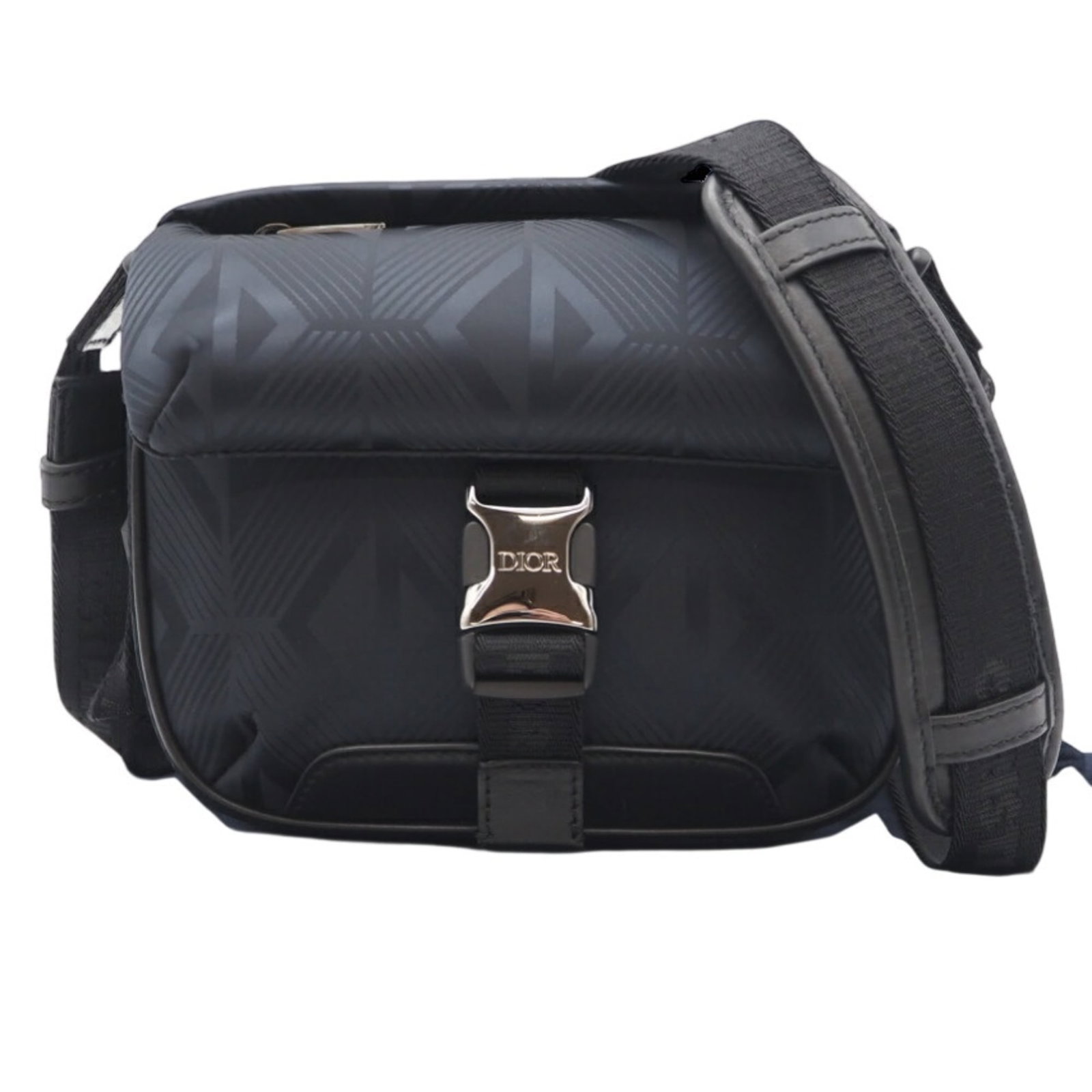 Shoulder bag coated canvas by Christian Dior: Shoulder bag coated canvas by Christian Dior Coated canvas by Christian Dior, featuring a navy color and classic shoulder bag design. This stylish accessory measures 15cm x 21cm x 5.5cm and boasts a d