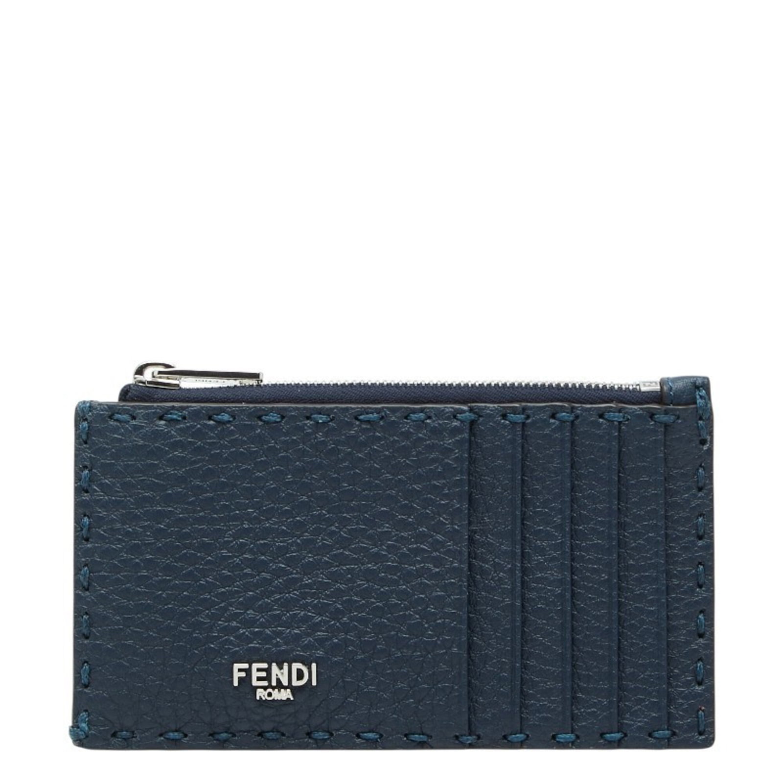 Case Fendi Card Leather: Case Fendi Card Leather Navy and Red Fendi Card Leather Case. Made from high-quality leather, this card case measures 7.5cm x 13cm / 2.95'' x 5.11''. The classic design bears a signature. Item Specifi