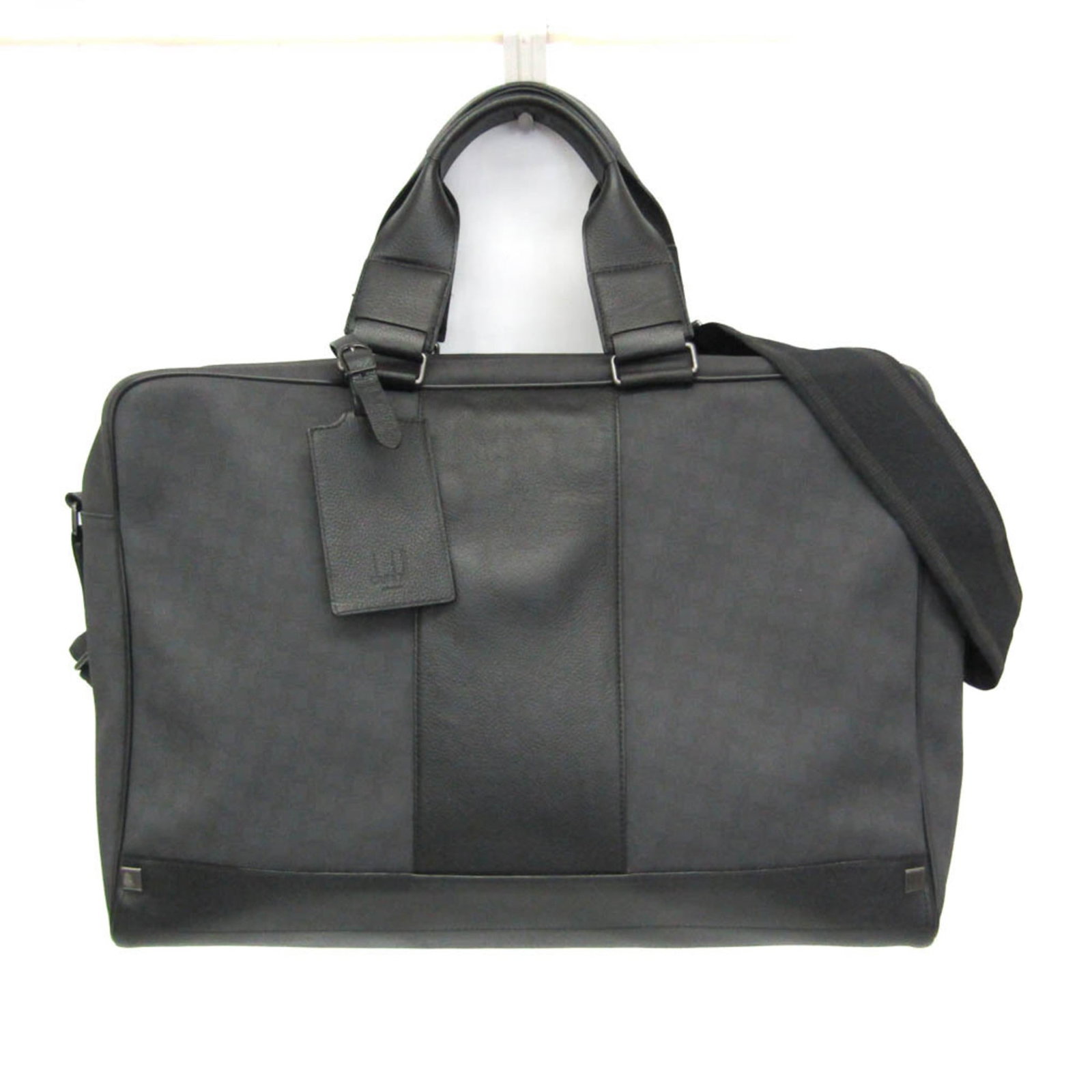 Dunhill Briefcase Document Leather Pvc: Dunhill Briefcase Document Leather Pvc The Dunhill Briefcase Document Leather Pvc features a sleek design with a durable combination of leather and PVC materials, perfect for everyday use. Its spaciou
