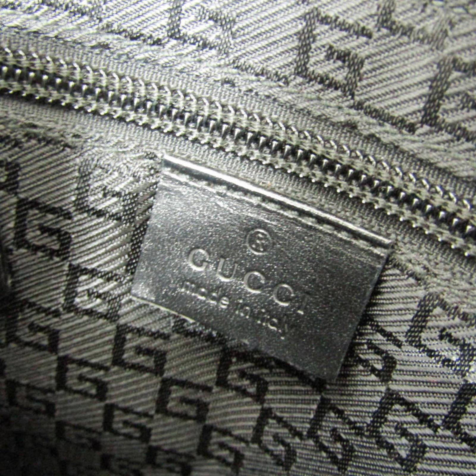 Nylon leather bag from Gucci - 13