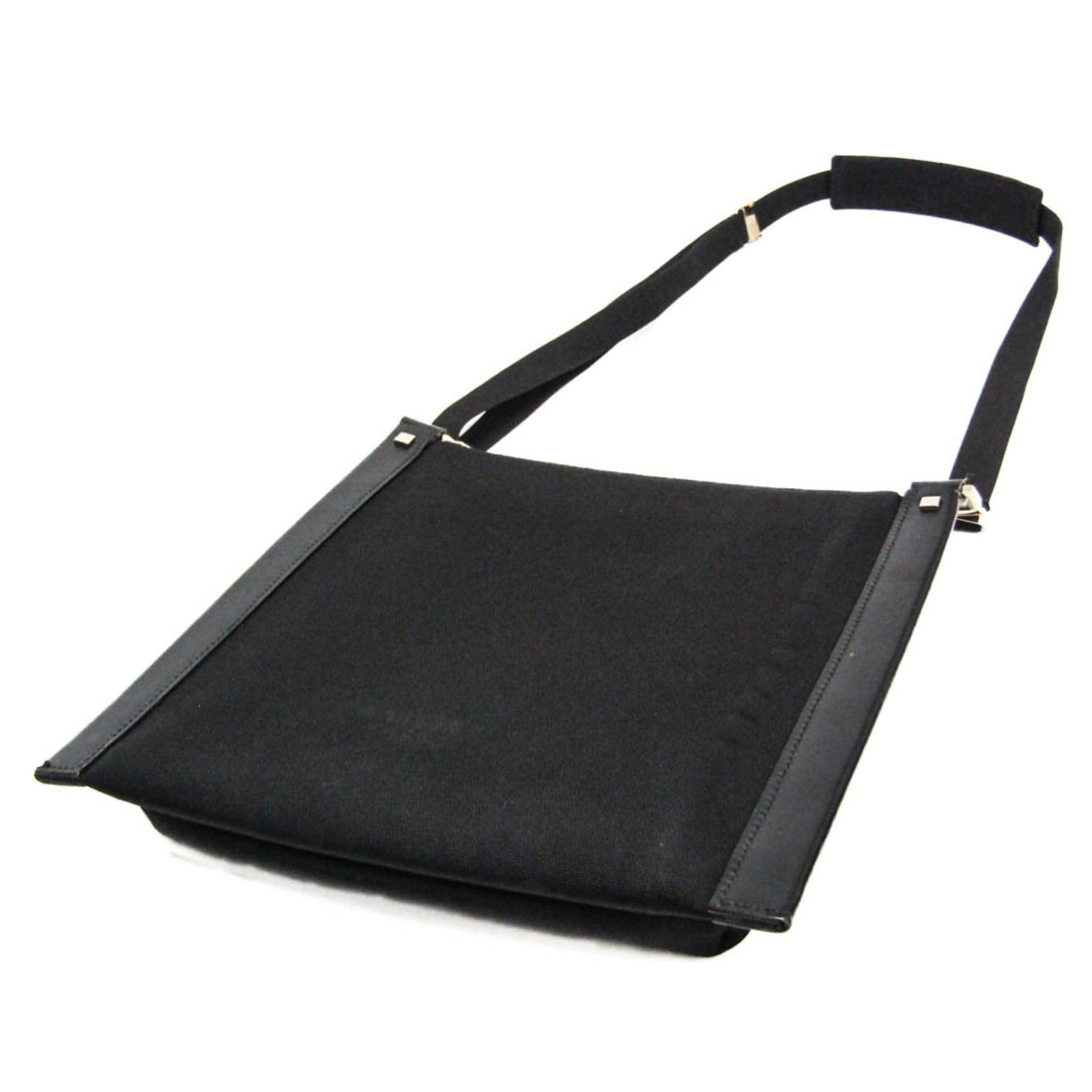 Nylon leather bag from Gucci - 3