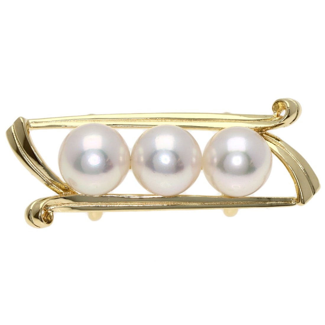 Mikimoto Akoya Pearl Obi Closure K14 Yellow Gold: Mikimoto Akoya Pearl Obi Closure K14 Yellow Gold K14 Yellow Gold obi closure by MIKIMOTO, featuring a Mikimoto Akoya pearl. This elegant piece boasts a beautiful gold finish and showcases the luster o