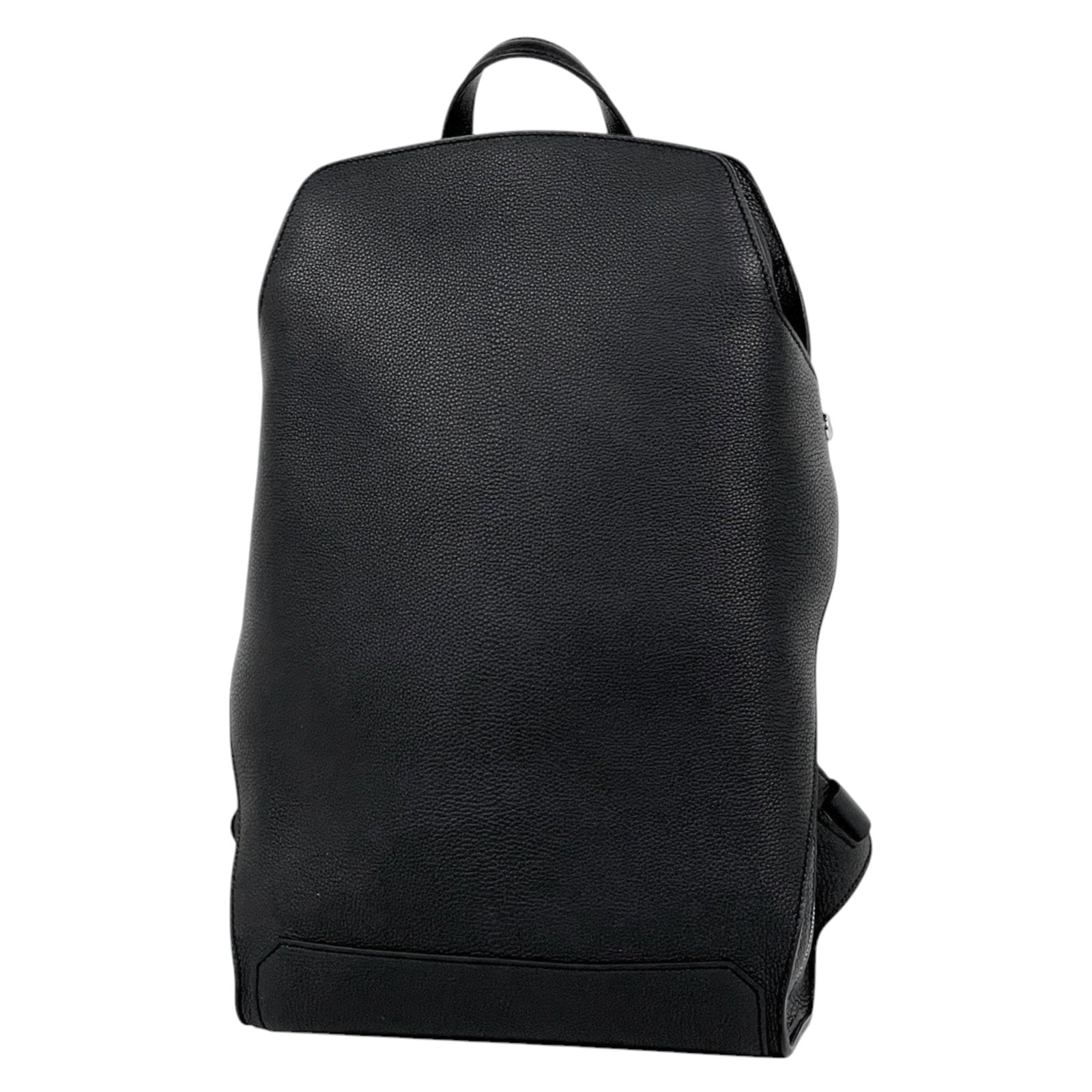 Togo Leather Backpack Hermes: Togo Leather Backpack Hermes Togo leather backpack from Hermes, featuring black material and dimensions of 44cm x 27cm x 10cm. This stylish backpack showcases the brand's signature craftsmanship and a