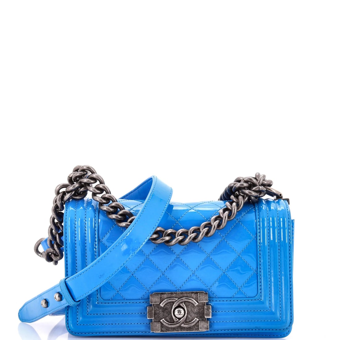 Chanel Small Quilted Boy Bag Flap Patent: Chanel Small Quilted Boy Bag Flap Patent Patent leather exterior adds a touch of sophistication to the classic Chanel Boy Flap Small Quilted Cross Body Bag, featuring scuffs and edge wear on its blue 