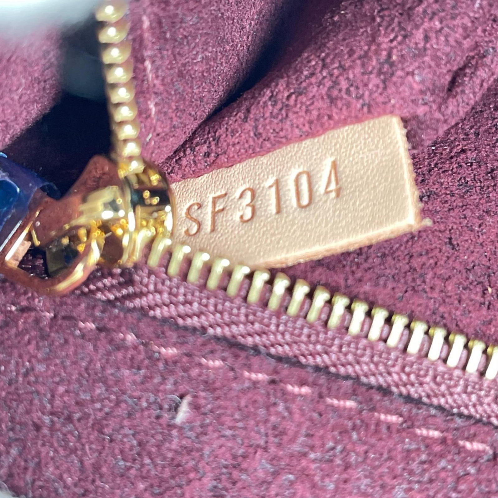 Monogram Pouch Louis Vuitton - 16
