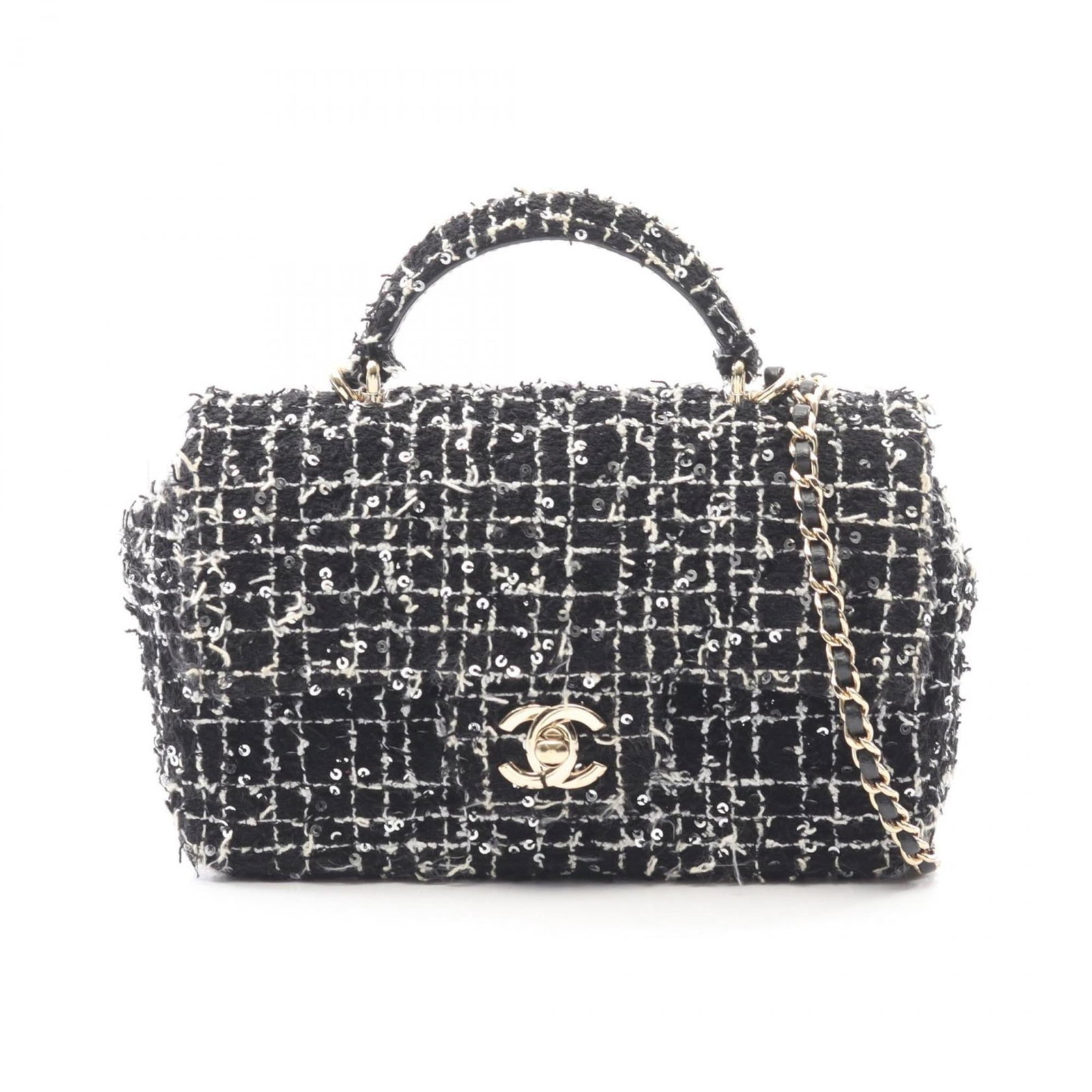 Chanel Handbag Shoulder Bag Fabric: Chanel Handbag Shoulder Bag Fabric Black and white Chanel handbag shoulder bag fabric, featuring iconic gold hardware. This luxurious fabric is perfect for crafting your own unique accessories or deco