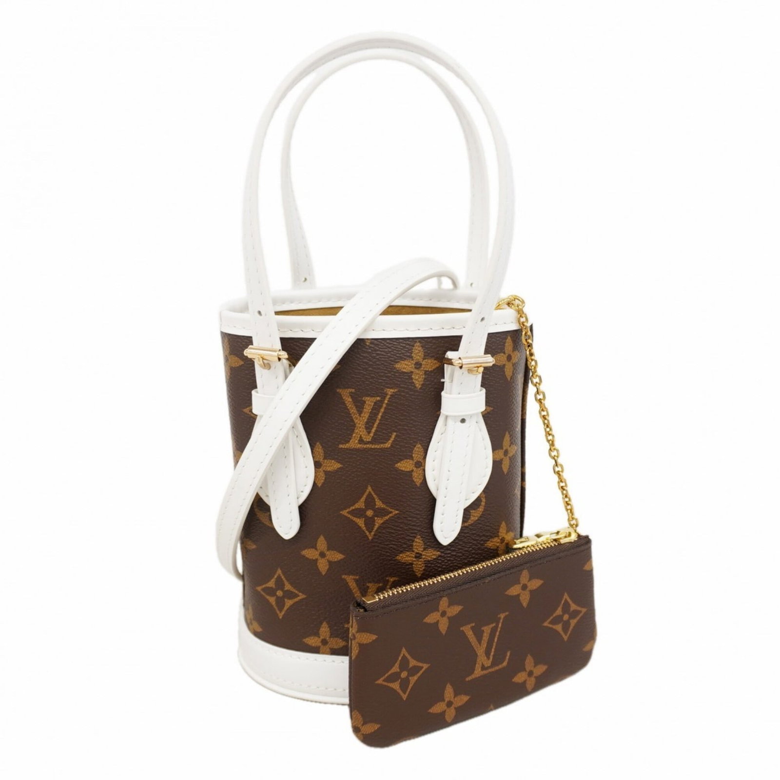 Louis Vuitton Handbag: Louis Vuitton Handbag Brown Louis Vuitton handbag with dimensions 17cm x 13cm x 9cm, perfect for everyday use. This stylish bag features a classic design and signature monogram pattern. The brown colo