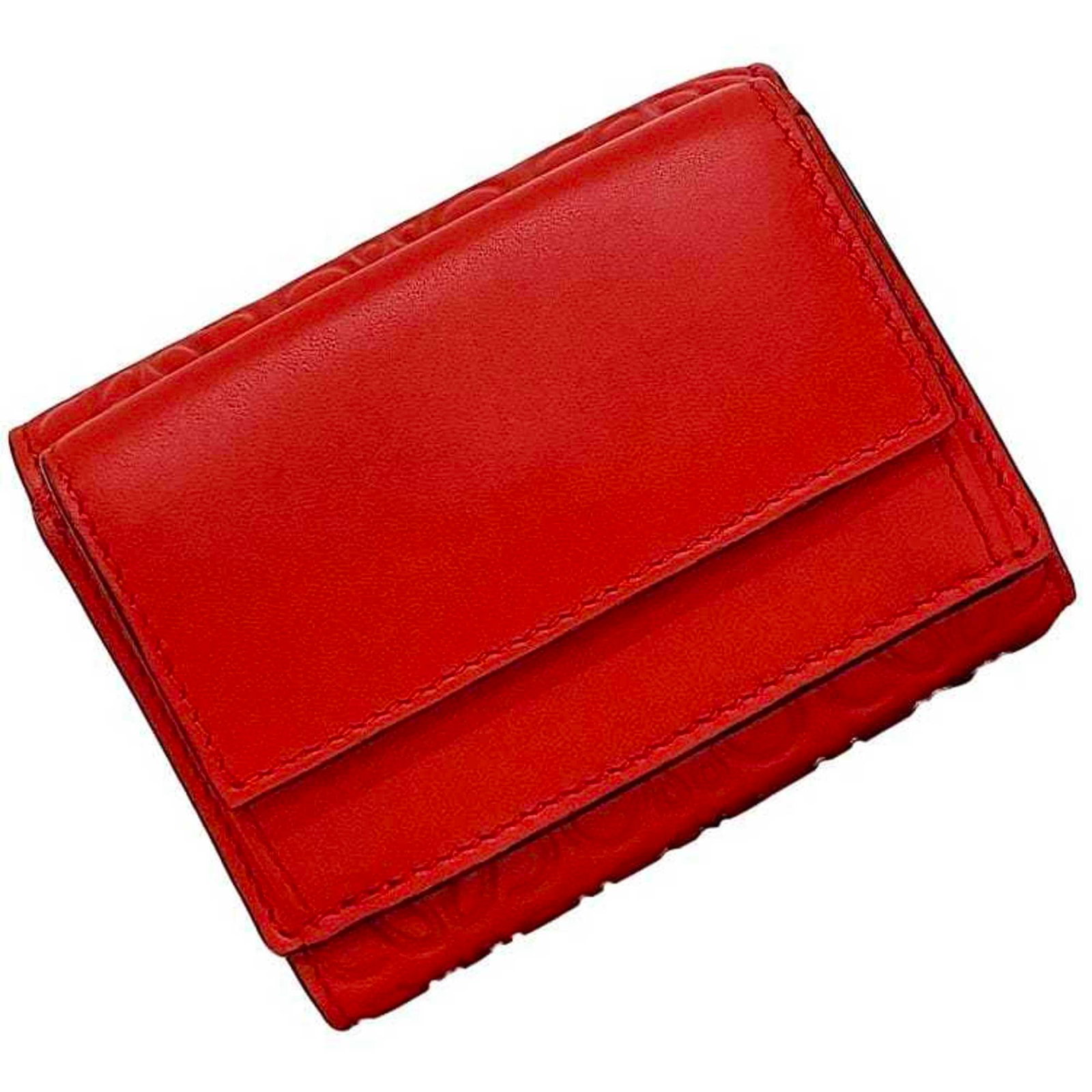 Loewe Wallet (Tri-Fold) Leather: Loewe Wallet (Tri-Fold) Leather Tri-fold leather wallet from Loewe, featuring a bold red color and classic design. Made from high-quality leather, this stylish accessory measures 7.5cm x 9.3cm x 2cm. 