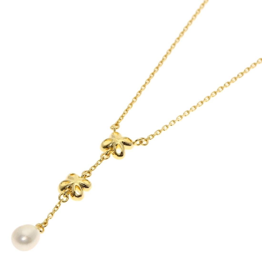 K18 Yellow Gold Mikimoto Pearl Necklace Perlita Freshwater: K18 Yellow Gold Mikimoto Pearl Necklace Perlita Freshwater K18 Yellow Gold Mikimoto Pearl Necklace features a beautiful pearl main stone set in K18 yellow gold. The necklace boasts a classic design wi
