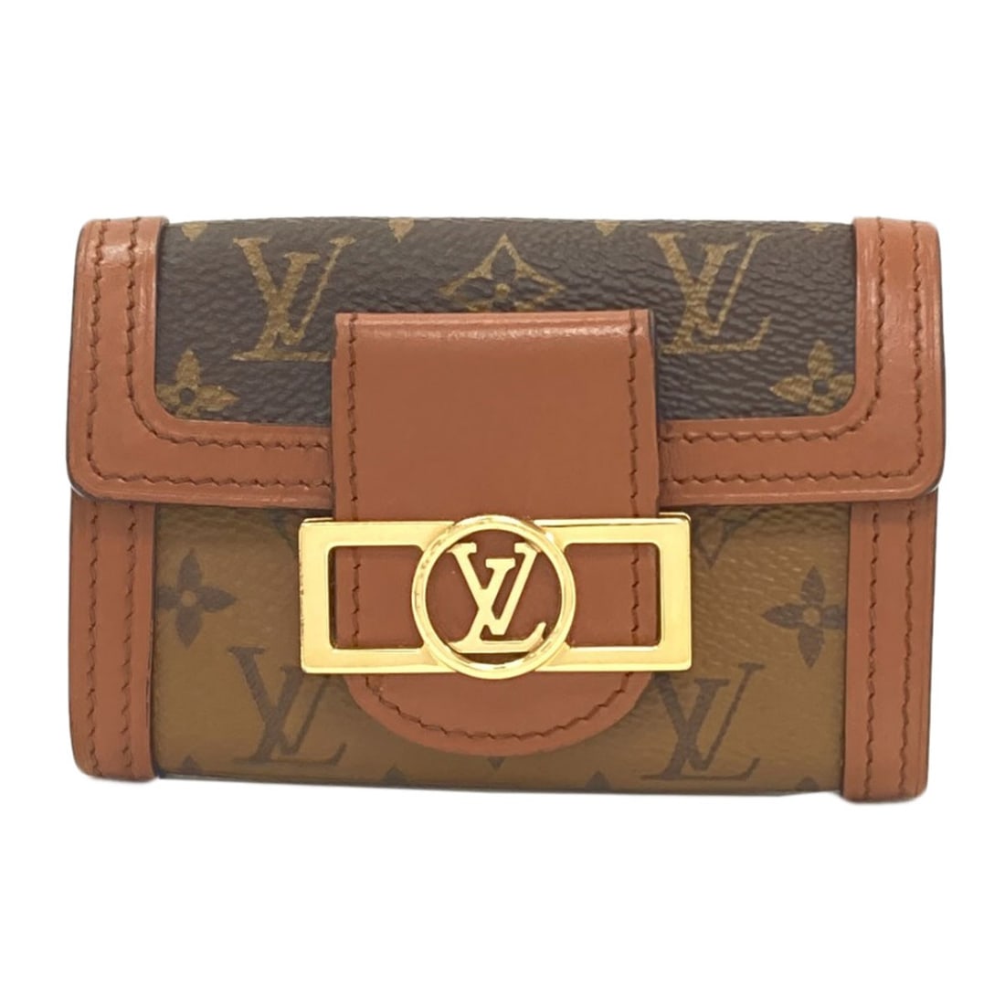 Multicles6 Monogram Louis Vuitton M13295 Dauphine Holder Key: Multicles6 Monogram Louis Vuitton M13295 Dauphine Holder Key Monogram reverse design adds visual interest to the brown key holder, which features the iconic LOUIS VUITTON style. The M13295 Dauphine pa