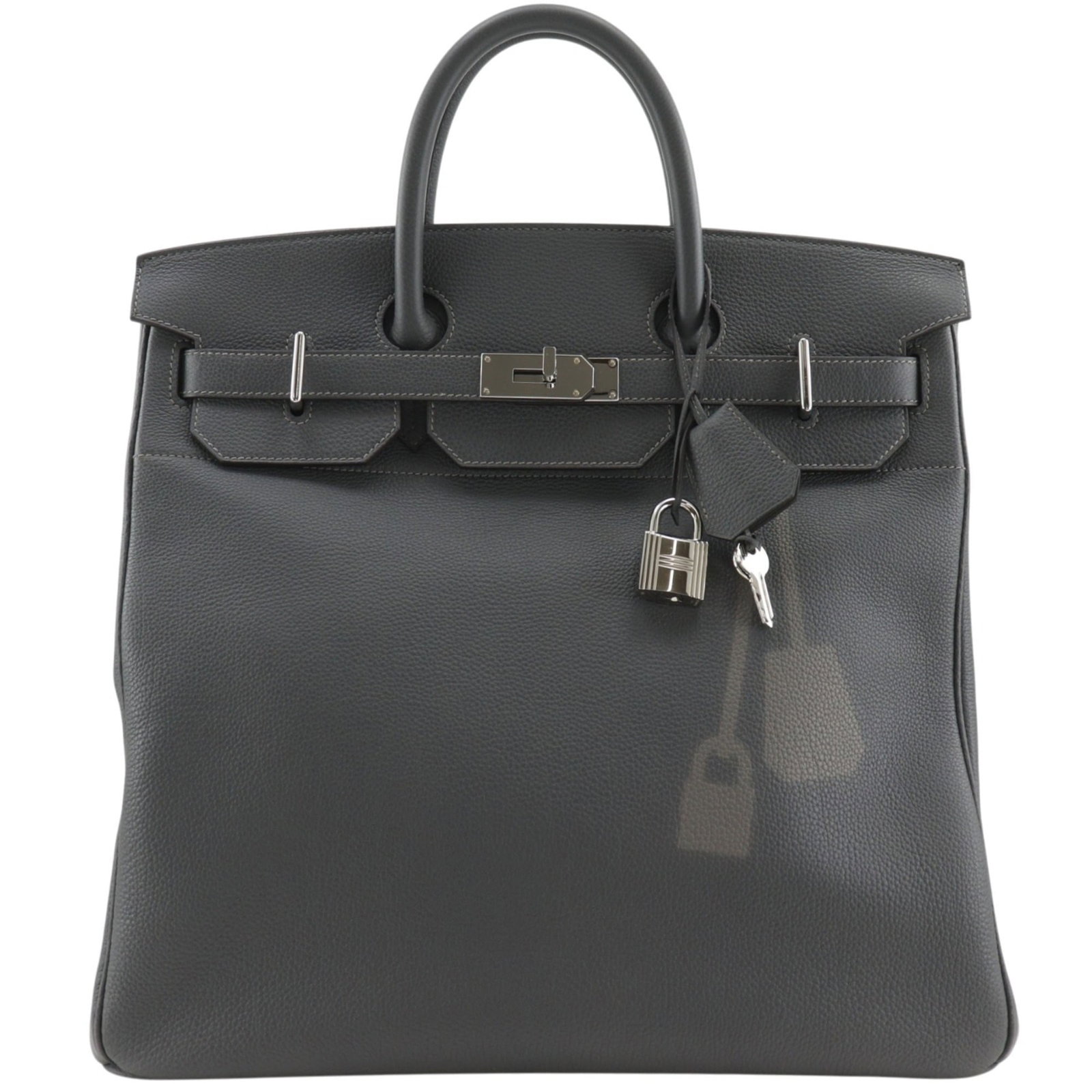 Hermes Handbag Togo Leather: Hermes Handbag Togo Leather Togo leather craftsmanship shines in this Hermes Haute A Courroies handbag, boasting a rich vert fonce color and sleek design. Measuring 36.5cm x 40.5cm x 23.5cm, the