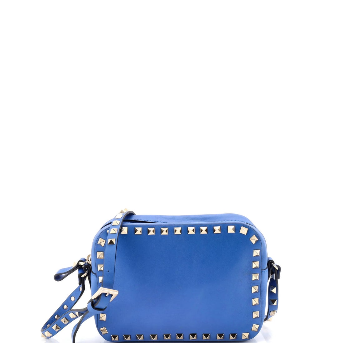 Leather camera bag by Garavani Valentino rockstud crossbody: Leather camera bag by Garavani Valentino rockstud crossbody This stunning Rockstud crossbody bag by Valentino Garavani features sleek leather exterior in blue, adorned with the iconic rockstud design.