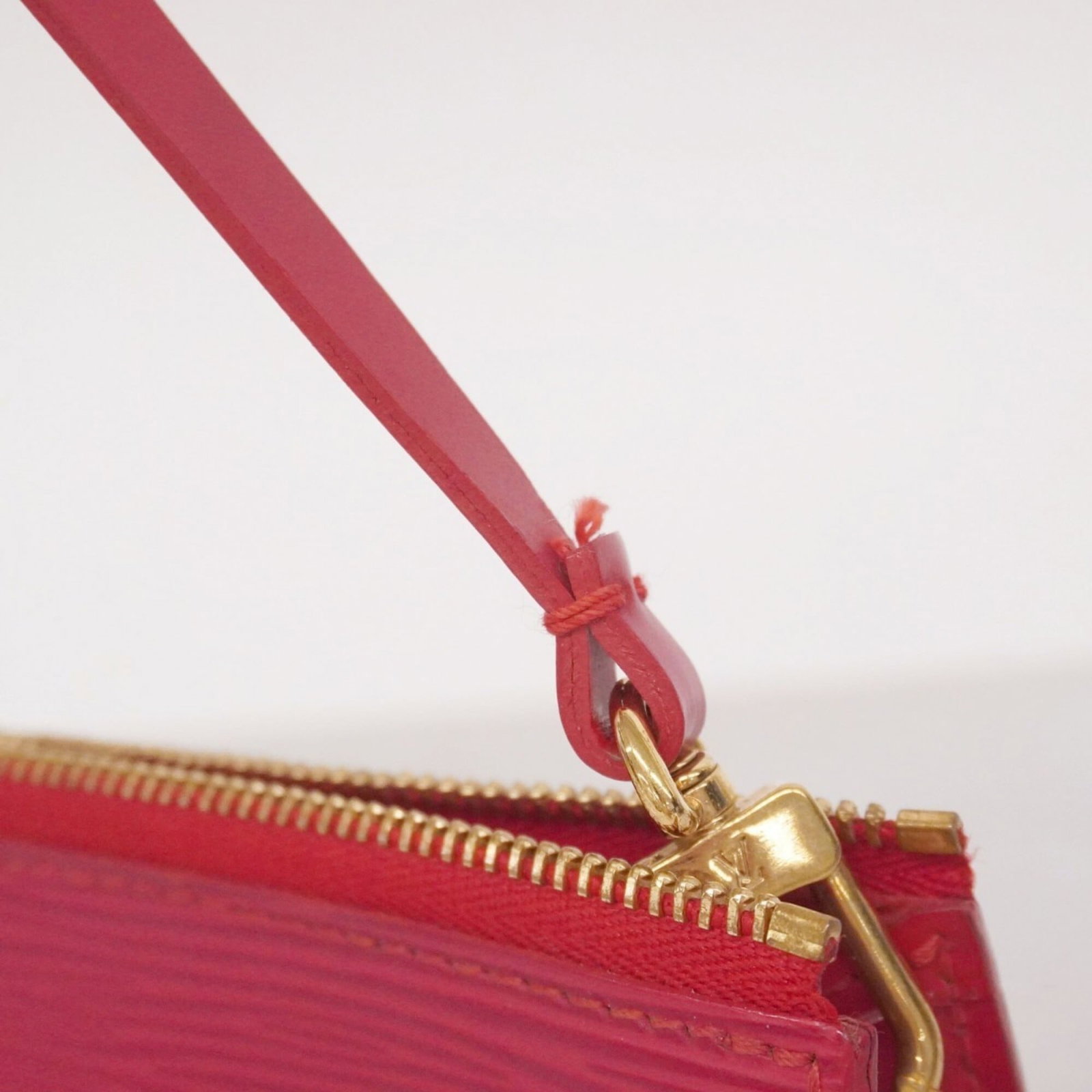 Louis Vuitton Pouch - 9