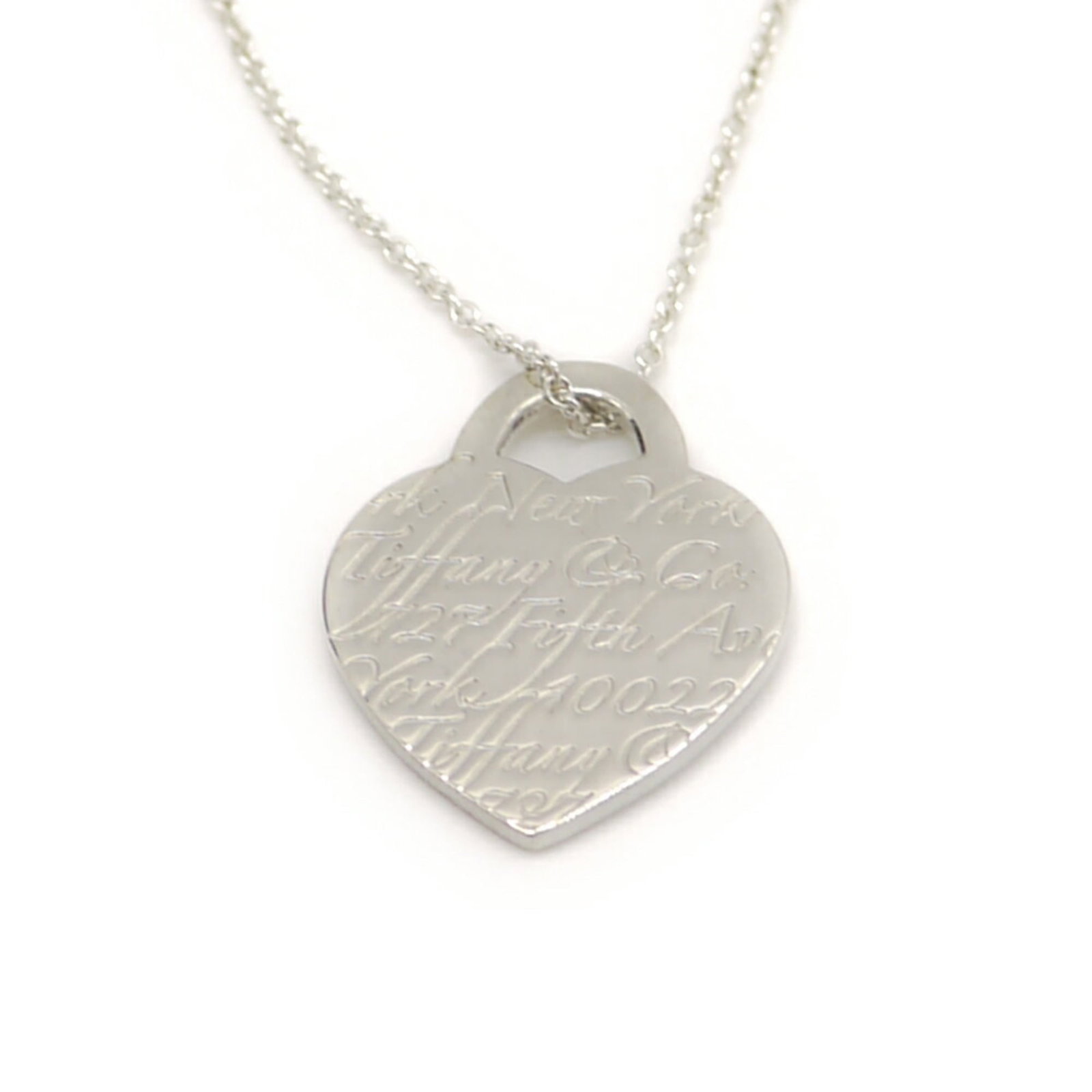 Tiffany & Co. Tiffany Notes Heart Tag Necklace Sterling Silver 925 Figaro Chain: Tiffany & Co. Tiffany Notes Heart Tag Necklace Sterling Silver 925 Figaro Chain Sterling silver Figaro chain necklace with a Tiffany & Co. heart tag pendant, crafted from high-quality metal (925) for 