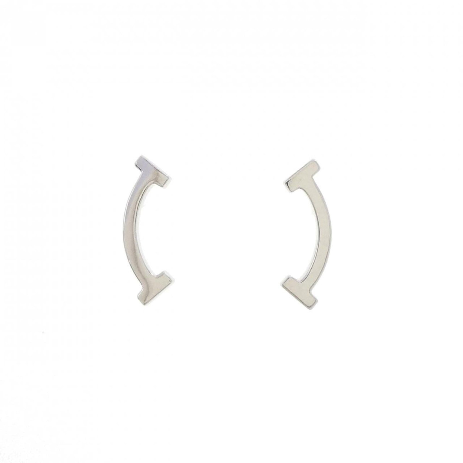 White Gold 18k Stud Earrings Tiffany: White Gold 18k Stud Earrings Tiffany White gold (18K) stud earrings from Tiffany, bearing the MPN 60150770. These elegant earrings showcase the classic style and sophistication of Tiffany's designs,
