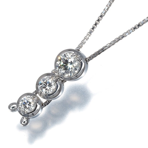 Tasaki Necklace Diamond 0.60Ct Trilogy 3P 18K 750 White Gold (1 of 6)