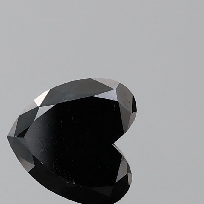 Heart 1.05ct Black VVS1 - Loose Natural Diamond: Heart 1.05ct Black VVS1 - Loose Natural Diamond 1.05ct Black VVS1 - Loose Natural Diamond, showcasing exceptional clarity and polish with an EX symmetry, making it a standout among loose diamonds. Its