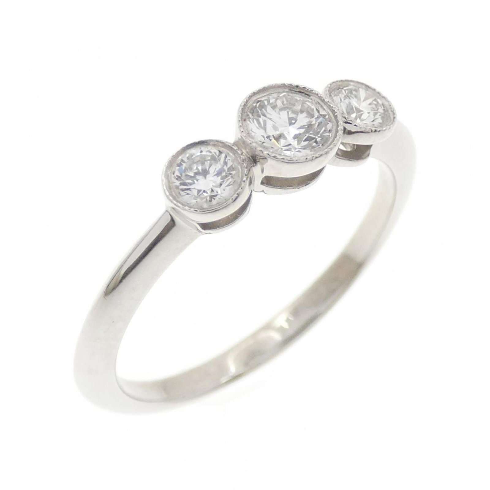 Tiffany Band Ring Platinum 950: Tiffany Band Ring Platinum 950 Platinum 950 Tiffany band ring with a diamond stone, available in US size 5. This elegant ring features high-quality platinum material and a classic design. The diamond 