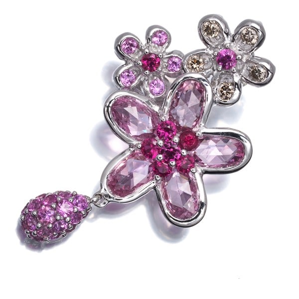 Pink Sapphire 1.65Ct Ruby Brown Diamond Flower Pendant 18K 750 White Gold: Pink Sapphire 1.65Ct Ruby Brown Diamond Flower Pendant 18K 750 White Gold Pink Sapphire 1.65Ct Ruby Brown Diamond Flower Pendant in 18K White Gold boasts an impressive combination of natural beauty, w