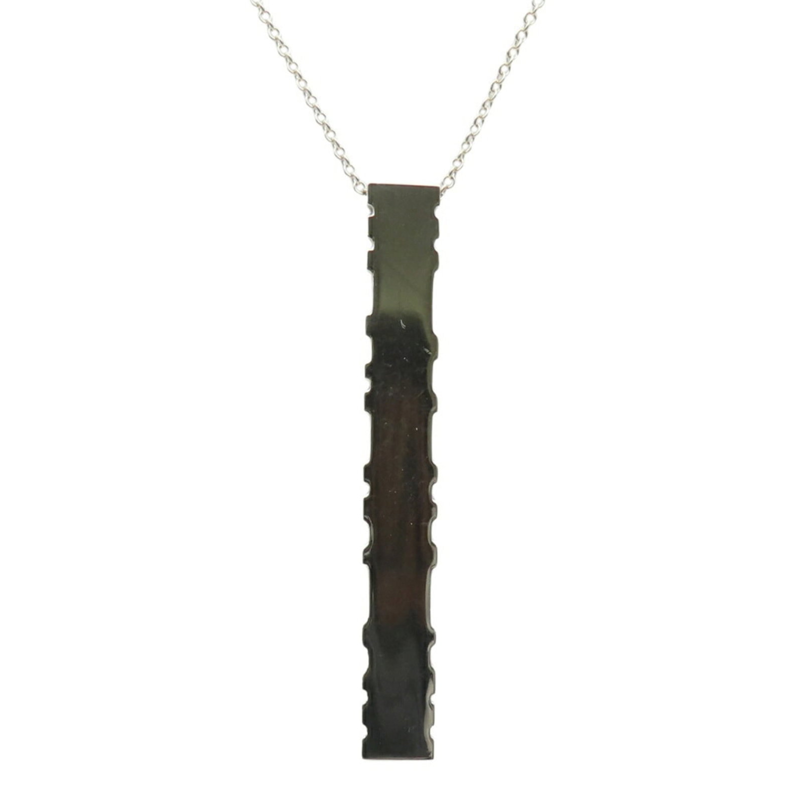 Tiffany & Co. Atlas Bar Necklace Sv925 Approximately 6.8G Silver For Women.: Tiffany & Co. Atlas Bar Necklace Sv925 Approximately 6.8G Silver For Women. Tiffany & Co. Atlas Bar Necklace in sterling silver, measuring approximately 6.8g and featuring a pendant size of 47mm x