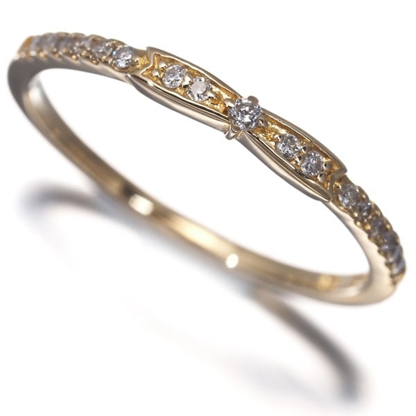 Diamond 18K Yellow Gold Ring US5.75-6: Diamond 18K Yellow Gold Ring US5.75-6 18k Yellow Gold Diamond Ring, Size US5.75-6.This 18k yellow gold ring features a natural diamond with a carat weight unmarked. The ring's design boasts a slim pro