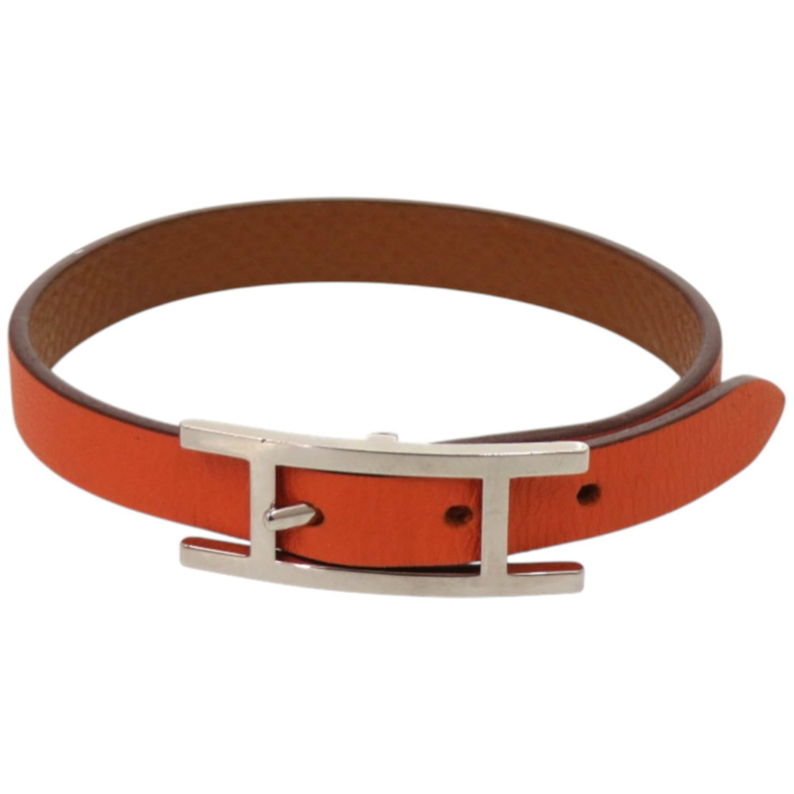 Hermes metal charm bracelet leather: Hermes metal charm bracelet leather Metal charm bracelet with swift leather, available in gold, orange, and silver hues. The 16.5cm-18.5cm length and 8mm width make it a versatile accessory for everyd