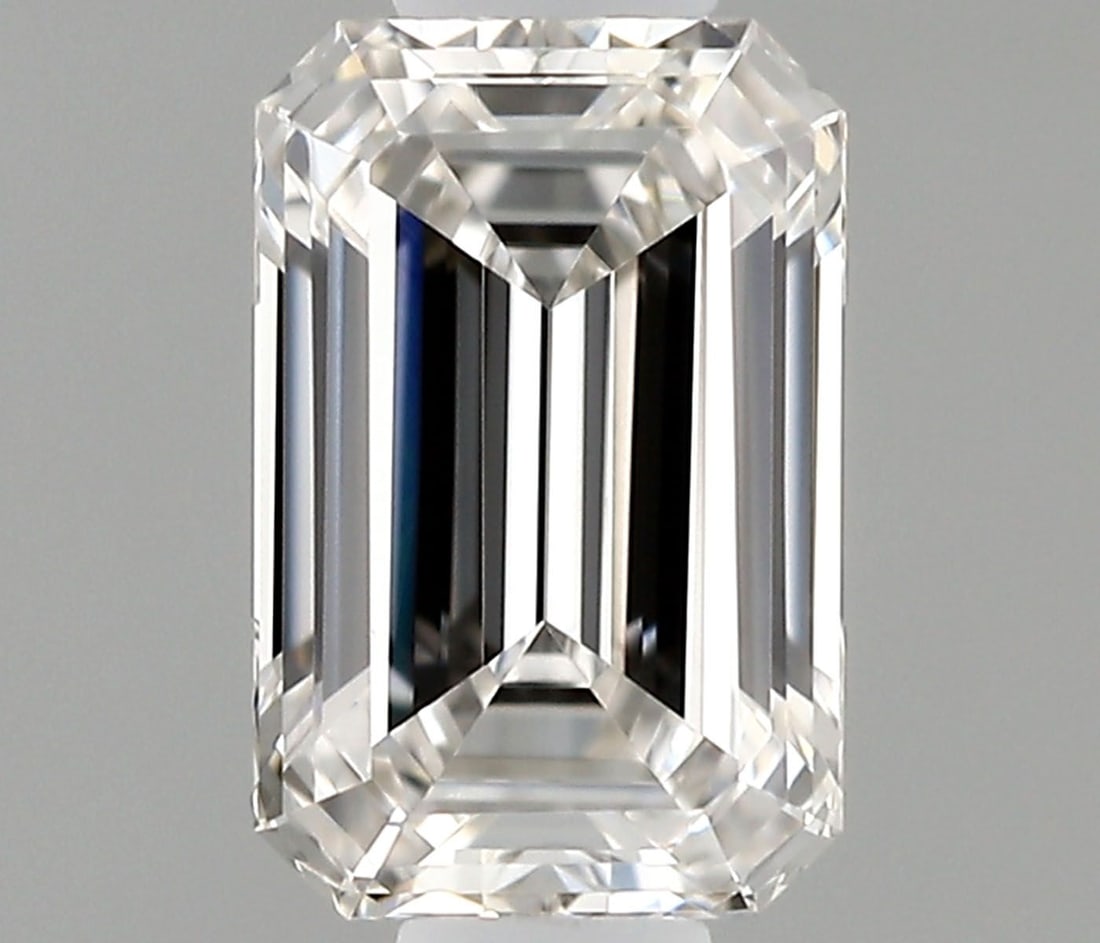 GIA Emerald 0.48ct G VVS1 - Loose Natural Diamond: GIA Emerald 0.48ct G VVS1 - Loose Natural Diamond GIA Emerald 0.48ct G VVS1 - Loose Natural DiamondThis exceptional diamond boasts an impressive 0.48 carats, certified by the Gemological Institute of