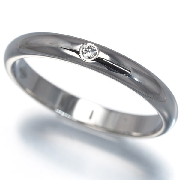 Cartier Ring Diamond 1895 Wedding Band 2.5Mm Eu47 950 Platinum: Cartier Ring Diamond 1895 Wedding Band 2.5Mm Eu47 950 Platinum Cartier's 1895 collection is renowned for its timeless elegance. This platinum ring, featuring a natural diamond with a carat weight
