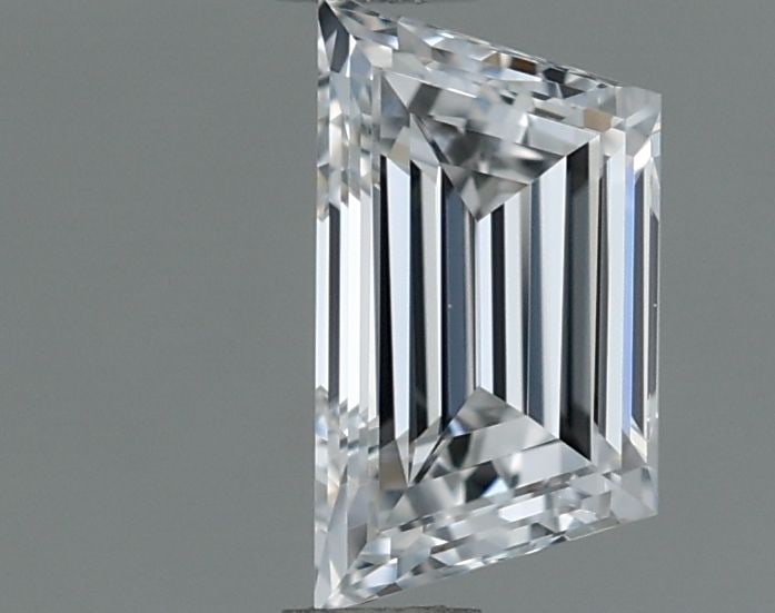 GIA Trapezoid 0.39ct D VVS2 - Loose Natural Diamond: GIA Trapezoid 0.39ct D VVS2 - Loose Natural Diamond GIA certification and EX polish make this diamond stand out. The VVS2 clarity and D color provide exceptional brilliance, while the trapezoid cut