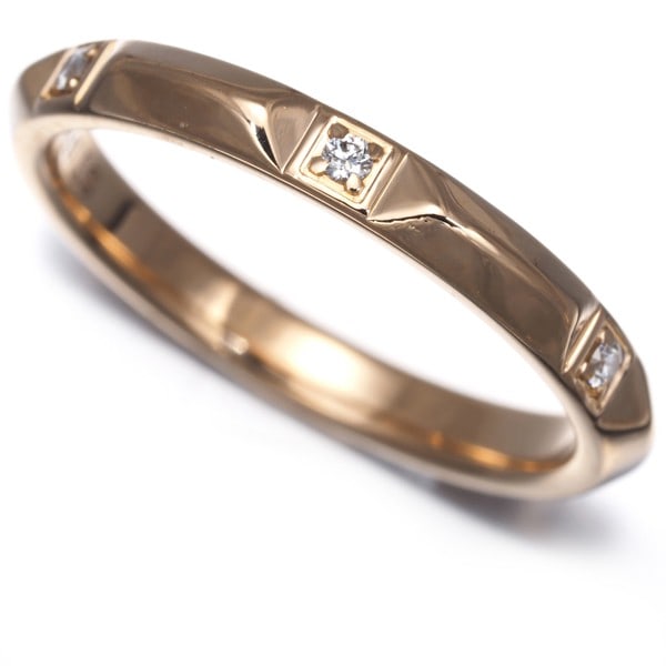 Us7.25-7.5 diamond ring in 18k rose gold by Tiffany & Co.: Us7.25-7.5 diamond ring in 18k rose gold by Tiffany & Co. Tiffany & Co.'s 18k rose gold ring showcases a stunning natural diamond, carefully crafted to create a timeless piece. This beautiful band fea